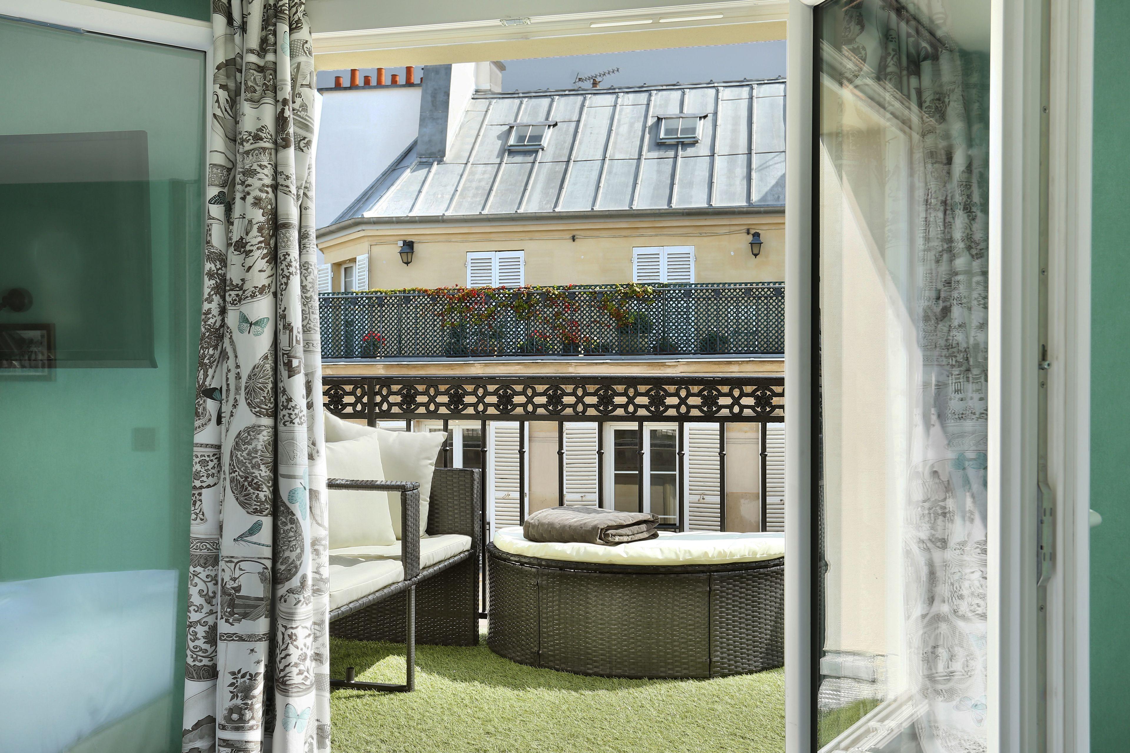 R. Kipling By Happyculture